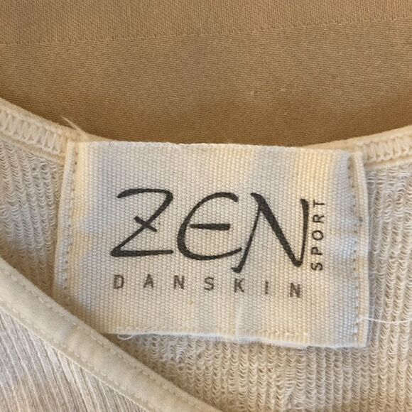 Danskin Zen Sport Thin Ribbed Racerback Tank Top. Off white. Size Small. - Picture 2 of 3